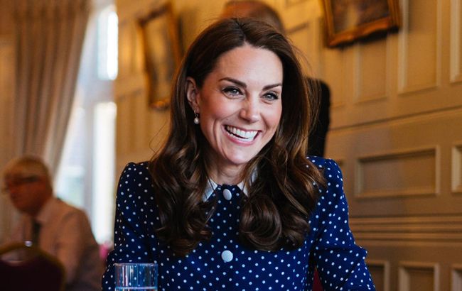 Кейт Миддлтон с детьми заметили в супермаркете: скупались к Хеллоуину (фото)