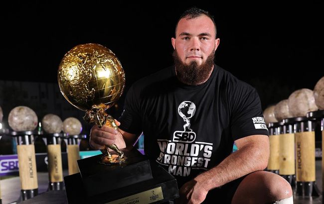 Украинец стал самым сильным человеком в мире, подняв почти 540 килограммов