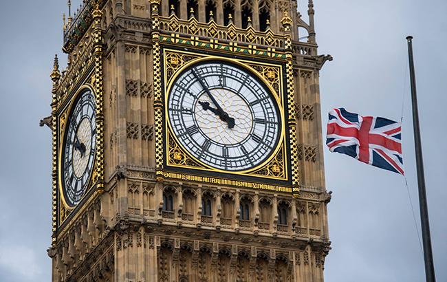 В Британии могут раскрыть имена прячущих деньги в офшорах россиян