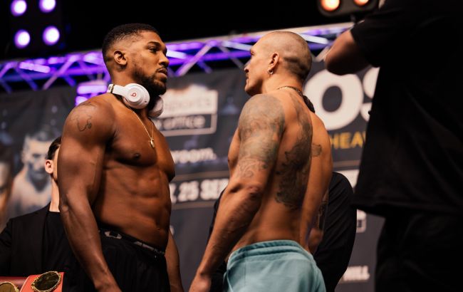Джошуа пообещал "побить Усика" и вернуть чемпионские пояса