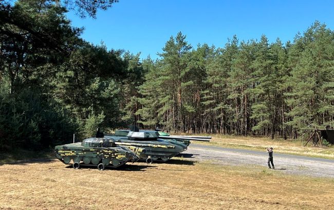 Вчаться знищувати танки РФ? Армія Німеччини отримала роботизовані макети