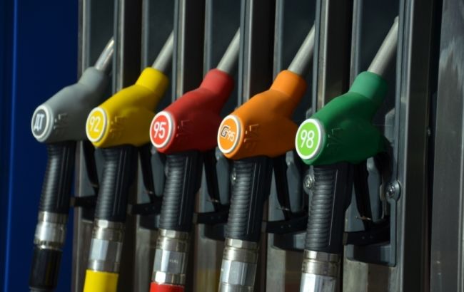 Ціни на АЗС в Києві 15 квітня майже не змінилися