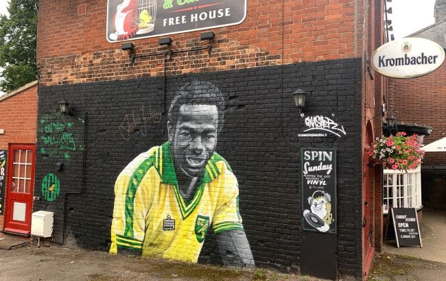 Гайана изменила английский футбол: гей-рекордсмен, одноклубник украинца и братья-середняки