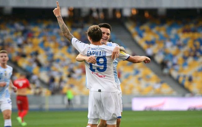 "Динамо" стартовало в УПЛ с разгрома над "Вересом"