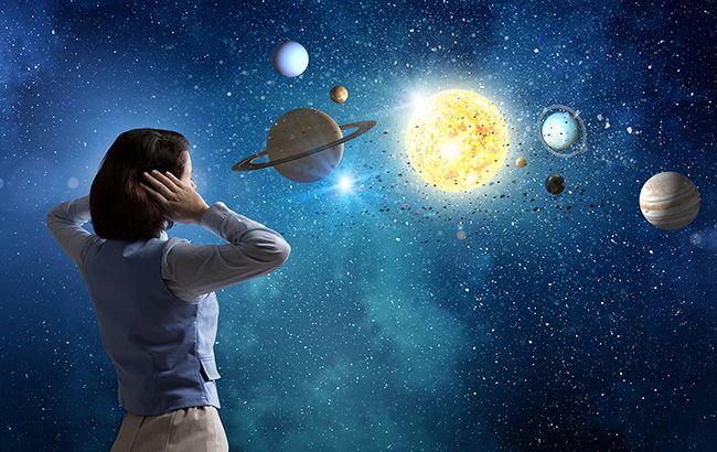 Полнолуние и ретроградный Меркурий в октябре: названы даты опасных дней