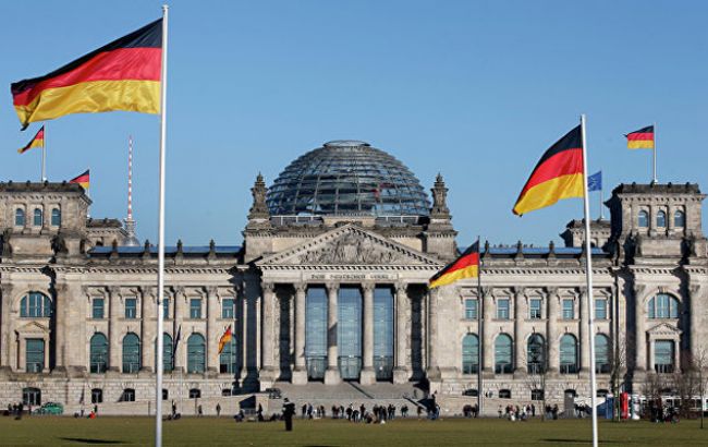 Германия опровергла заявления о выдаче виз жителям Донбасса с российскими паспортами