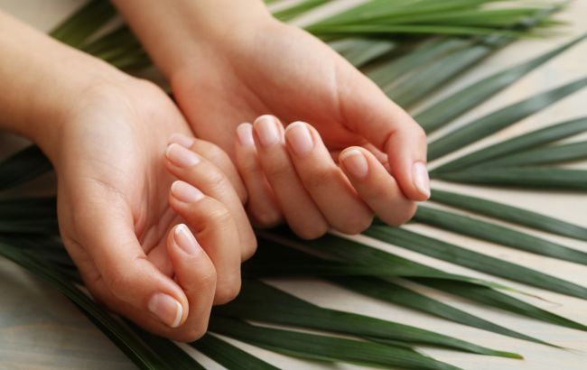 Нігті більше не будуть ламатися завдяки цьому простому прийому: що потрібно зробити