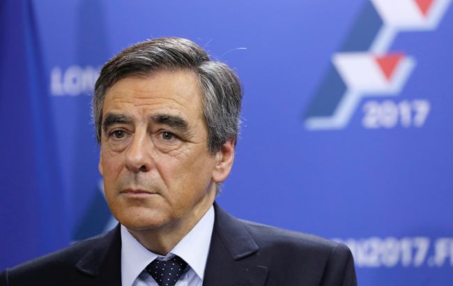 Больше половины избирателей во Франции хотели бы, чтобы Фийон не участвовал в выборах