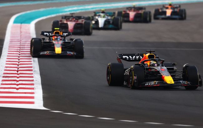 Ферстаппен виграв фінальний етап сезону Формули-1 та оновив рекорд за кількістю перемог