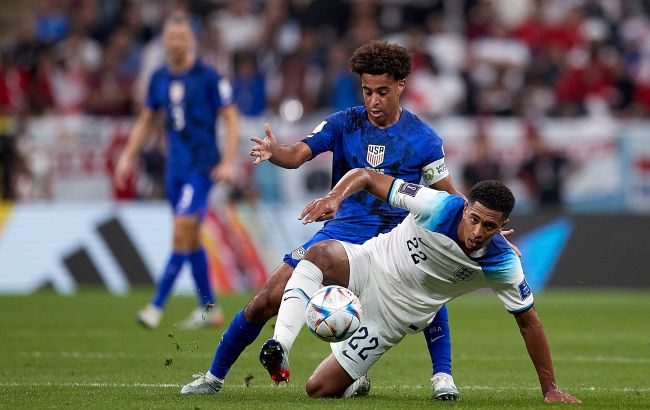 ЧС-2022: США відібрали очки в збірної Англії та зберегли повну інтригу в групі B