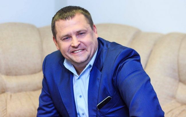 Филатов задекларировал квартиры, вертолет, билет в космос и 1,1 млн долларов наличности