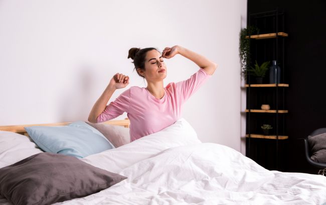 Как рано просыпаться без будильника: простые шаги к бодрому утру