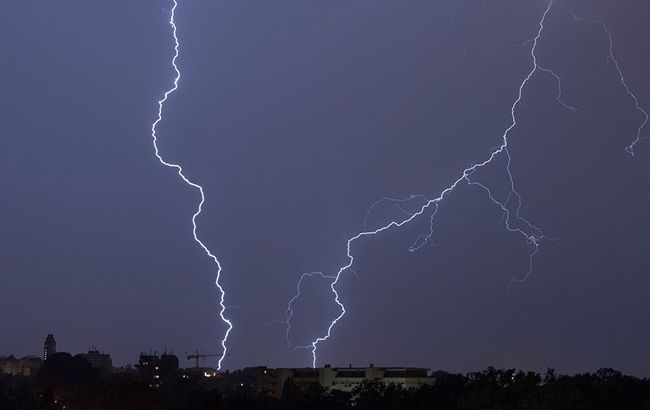 В Хьюстоне из-за урагана "Харви" затопило студию местного телеканала