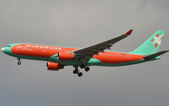 Самолет из Борисполя не смог приземлиться во Львове из-за тумана