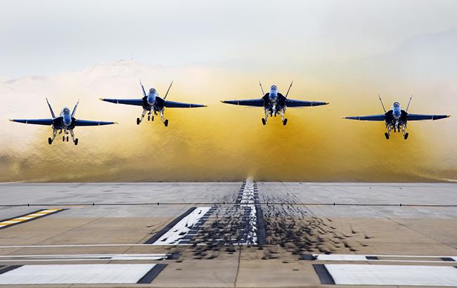 Бомбардировщики США 10 часов маневрировали у границы КНДР