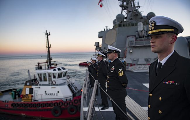 В Грузию прибыл ракетный эсминец ВМС США