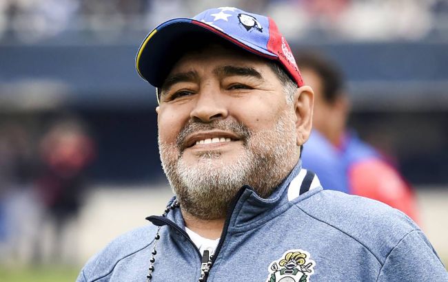 Стадион итальянского "Наполи" переименовали в честь Марадоны