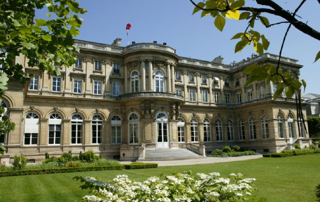 Франция не рассматривает вопрос расширения нормандского формата за счет США