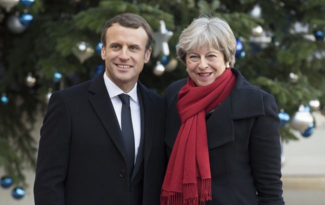 Президент Франції прокоментував відставку Мей