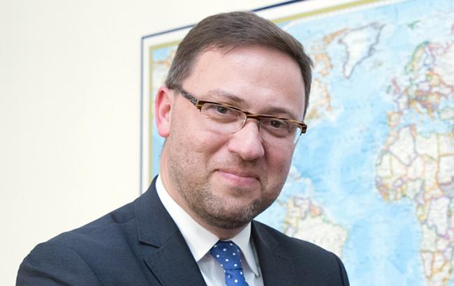 Варшава не прагне "обирати героїв" для України, - МЗС Польщі