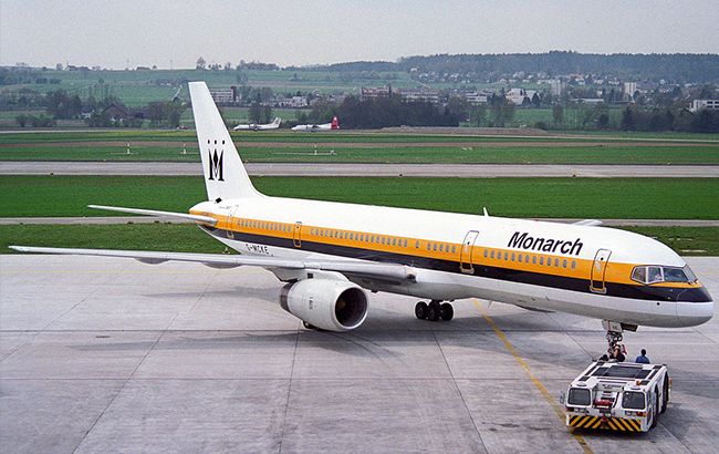 В Британии пятая по величине авиакомпания заявила о банкротстве