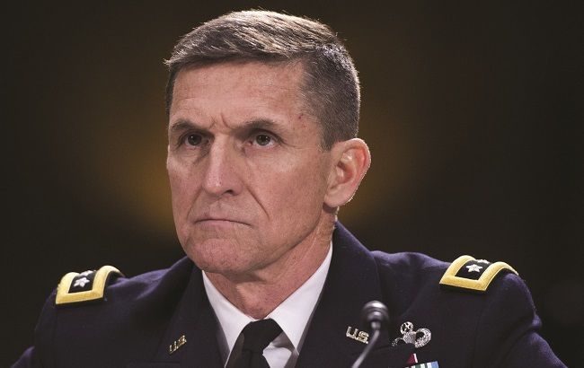 Советник Трампа обсудил отмену санкций с российским послом