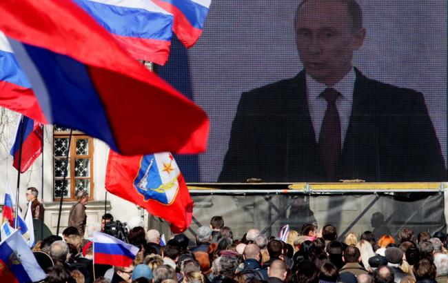 Путин подарил Севастополю светодиодный экран на 9 мая