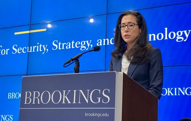 Приостановка ДСНВ с Россией еще не вступила в силу, - Госдеп США