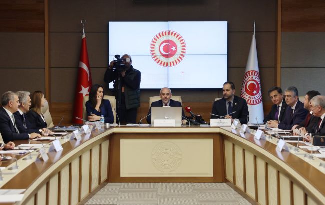 У Туреччині вважають, що Швеція дуже повільно рухається на шляху до НАТО