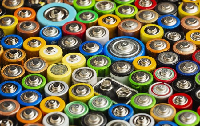 Как реанимировать "мертвые" батарейки: ученые придумали способ