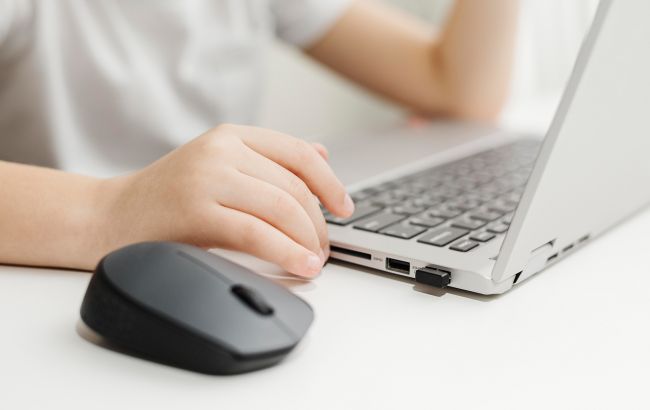 Ніколи не використовуйте ці паролі на пристроях - вони розкривались мільйон разів