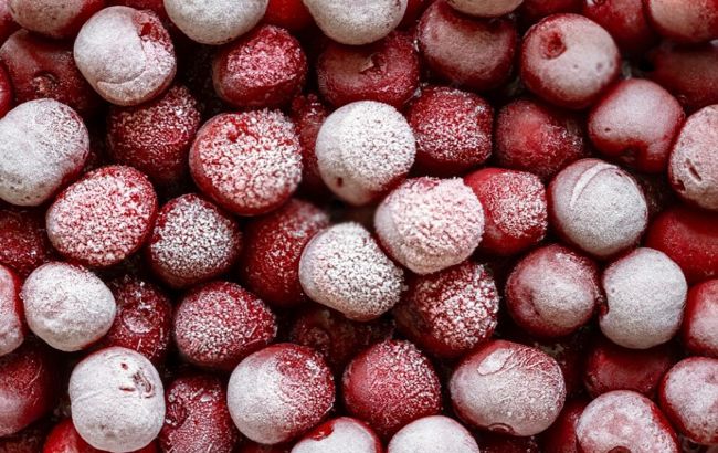 Як заморозити черешню на зиму з кісточками та без: прості способи