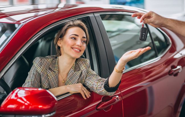 Украинцы за месяц скупили авто почти на 10 млрд: самые дорогие - не в Киеве