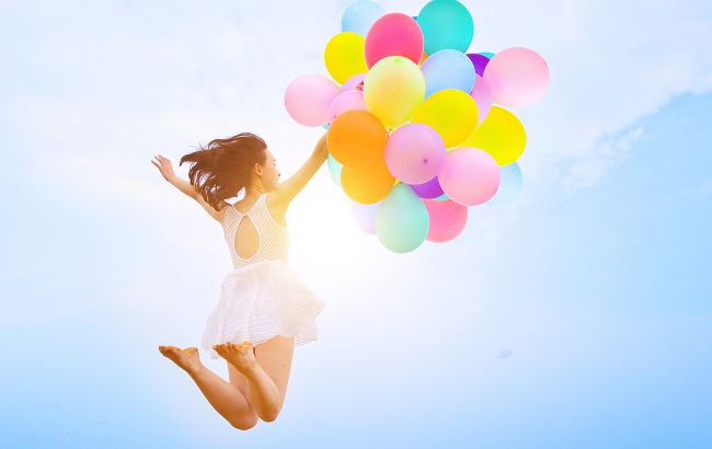 Август осыплет деньгами эти три знака Зодиака: найдите себя среди избранных!