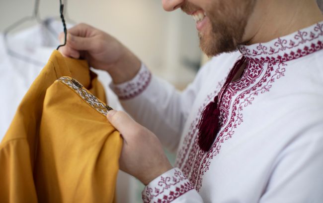 Українцям пояснили, чому вишиванки такі дорогі