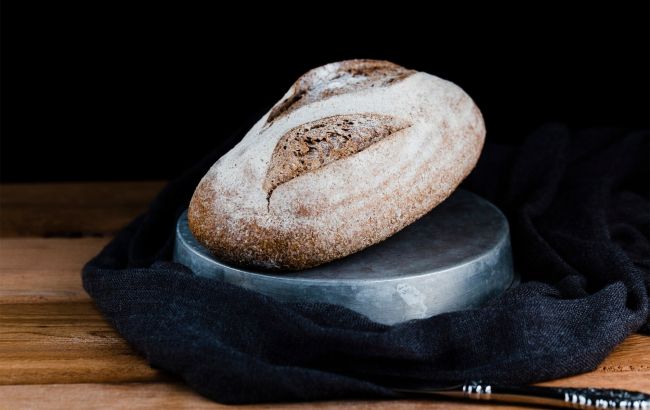 Смак історії. Дослідник знайшов дріжджі віком 4500 років і спік на них хліб: що у нього вийшло