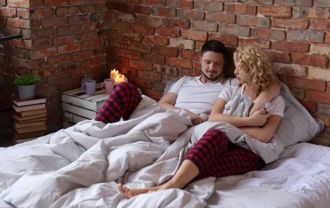 Партнер предлагает в постели то, что вам не нравится. Как реагировать и можно ли отказать без обиды
