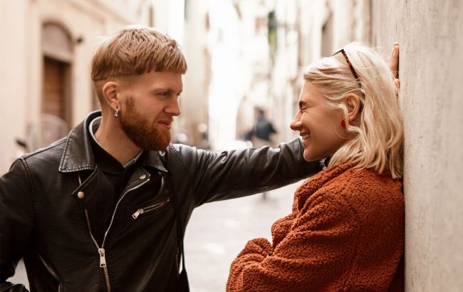 Як змусити жінку закохатися в вас ще сильніше: 5 секретних прийомчиків