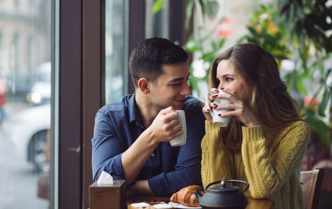 Як зрозуміти що він закоханий у вас: 10 непомітних сигналов, що видають почуття