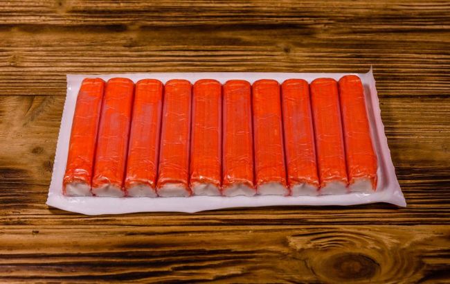 Терміново перевірте упаковку: які крабові палички не можна купувати на салат