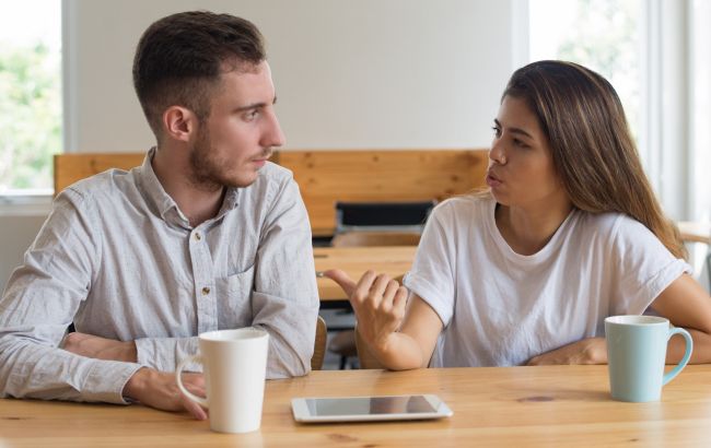Почему нам трудно довериться партнеру в отношениях и что с этим делать: найдите для себя ответ