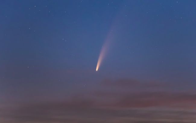 "Метеорит" над Киевом: что это на самом деле было и как реагируют украинцы