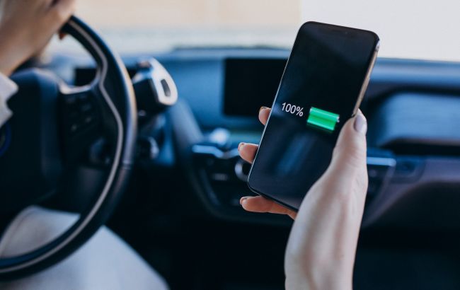 Як зарядка до 100% впливає на iPhone? Колишній співробітник Apple розвіяв популярний міф
