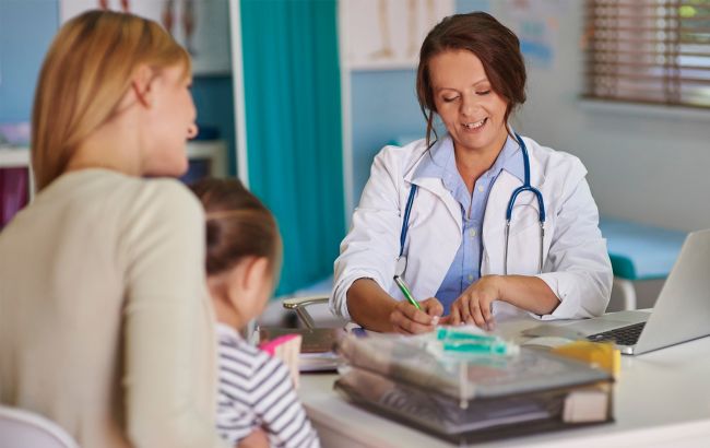 Медицинские справки для дошкольников и учеников: что нужно знать и как оформить в 2024 году