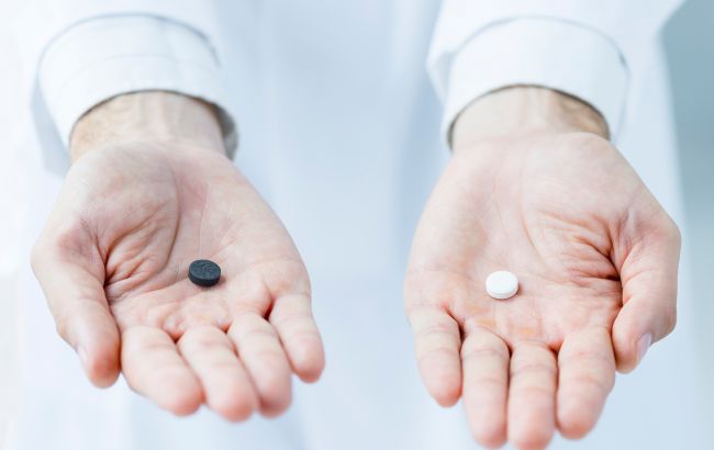 Не рятує від похмілля: три міфи про активоване вугілля, які варто забути