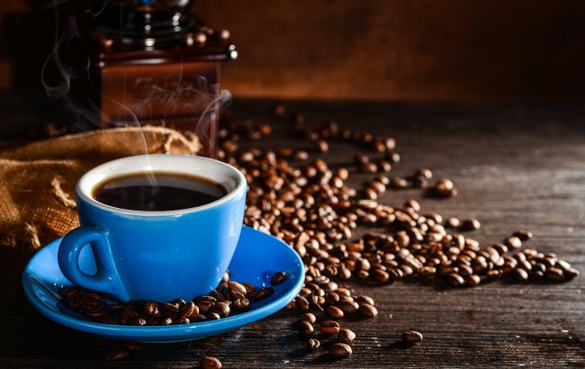 Действительно ли кофе вымывает кальций из организма: врач дала точный ответ
