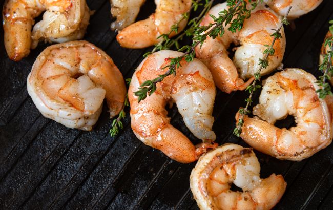 Врачи выяснили, кому категорически нельзя есть креветки