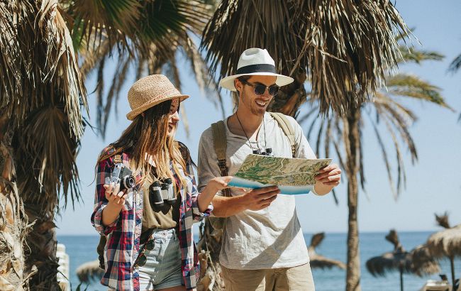 Вона хоче море та all inclusive, а він - в гори з наметом: як домовитися про відпустку
