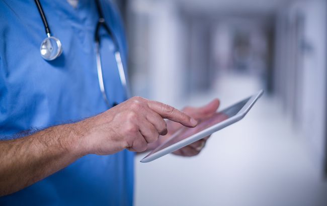 Под Львовом снова влип в скандал хирург, по вине которого ранее умер ребенок