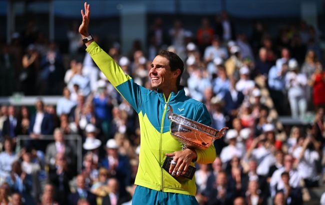 Надаль триумфовал на "Ролан Гаррос" и обновил рекорд по титулам "Большого шлема"